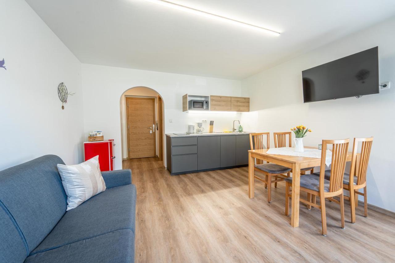 Mias Apartments Rabla Ngoại thất bức ảnh